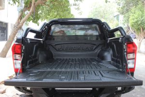 isuzu-d-max-bedliner-over-lip-1