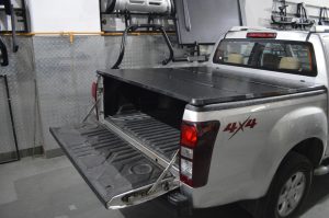 isuzu-d-max-tri-fold-cover-5