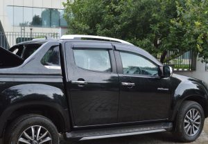 isuzu-d-max-door-visors-5