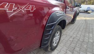 isuzu-d-max-fenders-oe-2