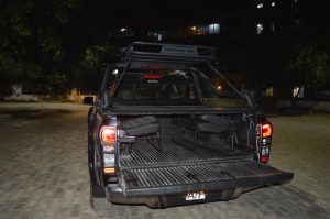 isuzu-d-max-parallel-seats-2