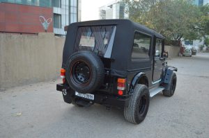 mahindra-thar-crde-semi-hardtop-15