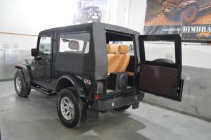 mahindra-thar-crde-semi-hardtop-19