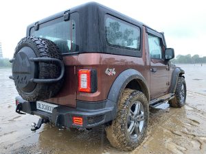 mahindra-thar-door-visors-1