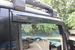 mahindra-thar-door-visors-2