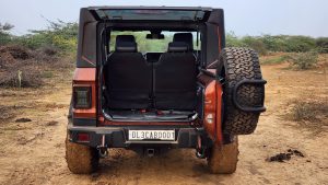 mahindra-thar-rear-seat-split-%26-side-fold-4