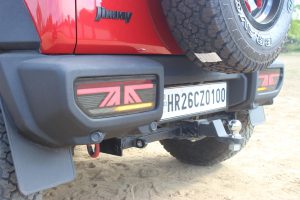 suzuki-jimny-tail-lights-4