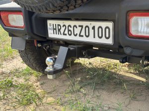 suzuki-jimny-tow-hook-2