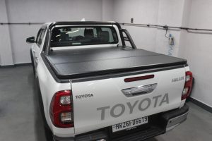 toyota-hilux-tri-fold-cover-8