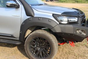 toyota-hilux-fenders-rivit-3