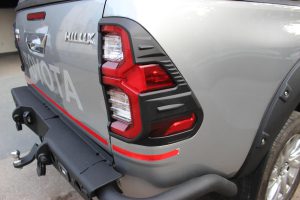 toyota-hilux-garnish-headlights-%26-taillights-2