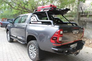 toyota-hilux-hamer-lunar-7