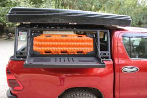 toyota-hilux-roll-bar-bed-rack-9