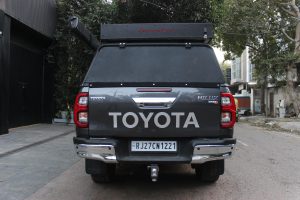 toyota-hilux-tow-hook-1