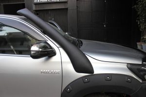 toyota-hilux-snorkel-3