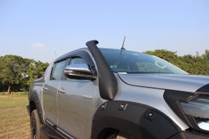 toyota-hilux-snorkel-5